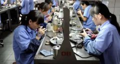 剛畢業(yè)的女孩子該不該進(jìn)廠？他們這樣說(shuō)