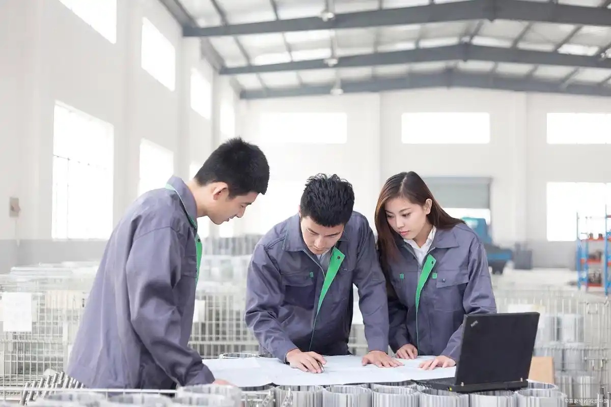 西南人力破內(nèi)卷：以創(chuàng)新賦能產(chǎn)業(yè)，以專(zhuān)業(yè)鏈接未來(lái)